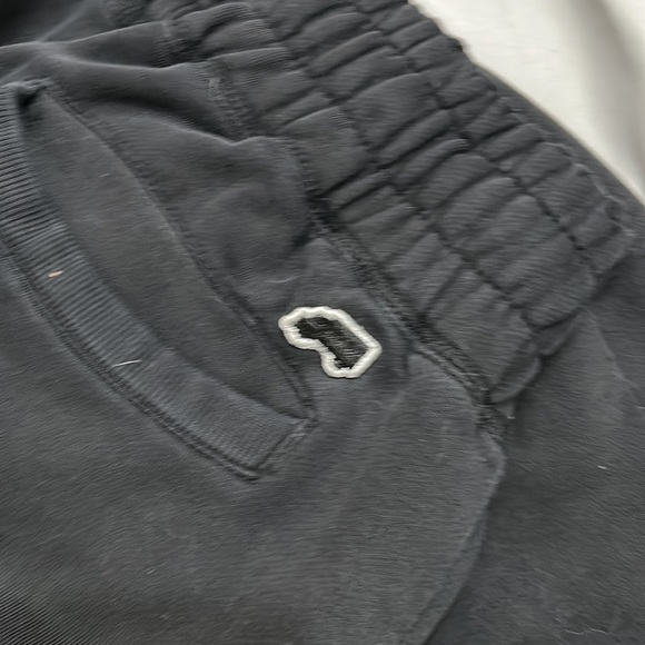 Black trukfit joggers - Picture 2 of 2
